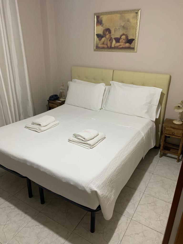 Bb Dante Bed and Breakfast Messina Exteriör bild